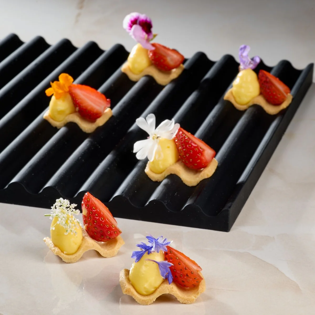 Pavoni Onda Puff Pastry Moulds Kit  By Paolo Griffa 250x250mm