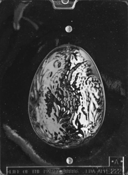 Decorated Easter Egg Chocolate Mould - Part 1 (146mm)