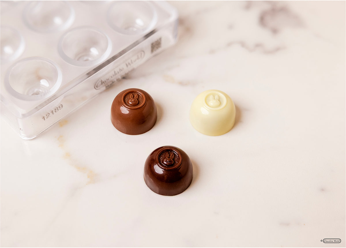 Chocolate World praline Easter by Home Chocolate Factory - professional pastry and chocolate equipment
