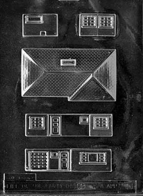 Ranch House Chocolate Mould by Home Chocolate Factory - professional pastry and chocolate equipment