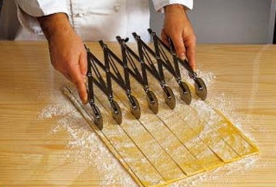 Martellato Expandable Stainless Steel Multi Cutter 5 wheels (plain) by Home Chocolate Factory - professional pastry and chocolate equipment