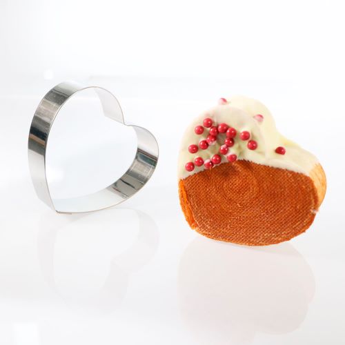 Martellato Heart New York Roll Stainless Steel Ring - 100mm x 107mm x H 35mm by Home Chocolate Factory - professional pastry and chocolate equipment